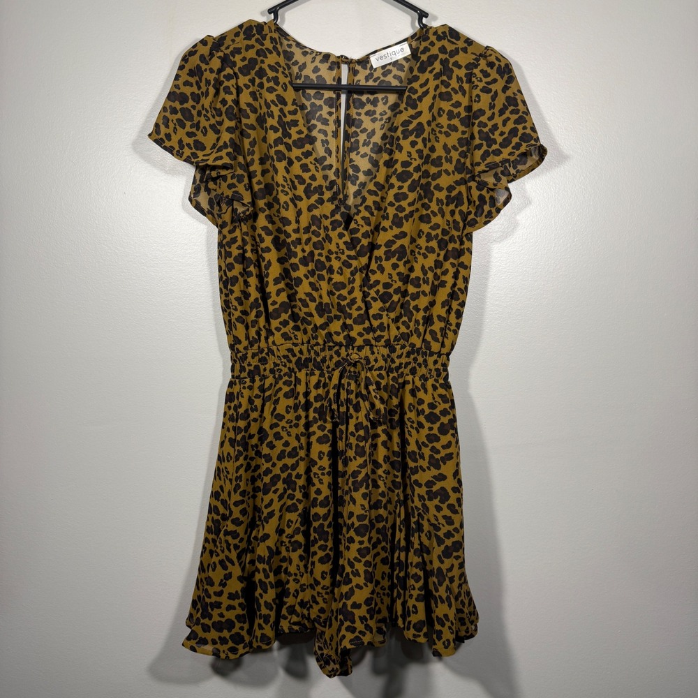 Vestique Leopard Print‎ Romper Short Sleeve V Neck Drawstring Waist S
